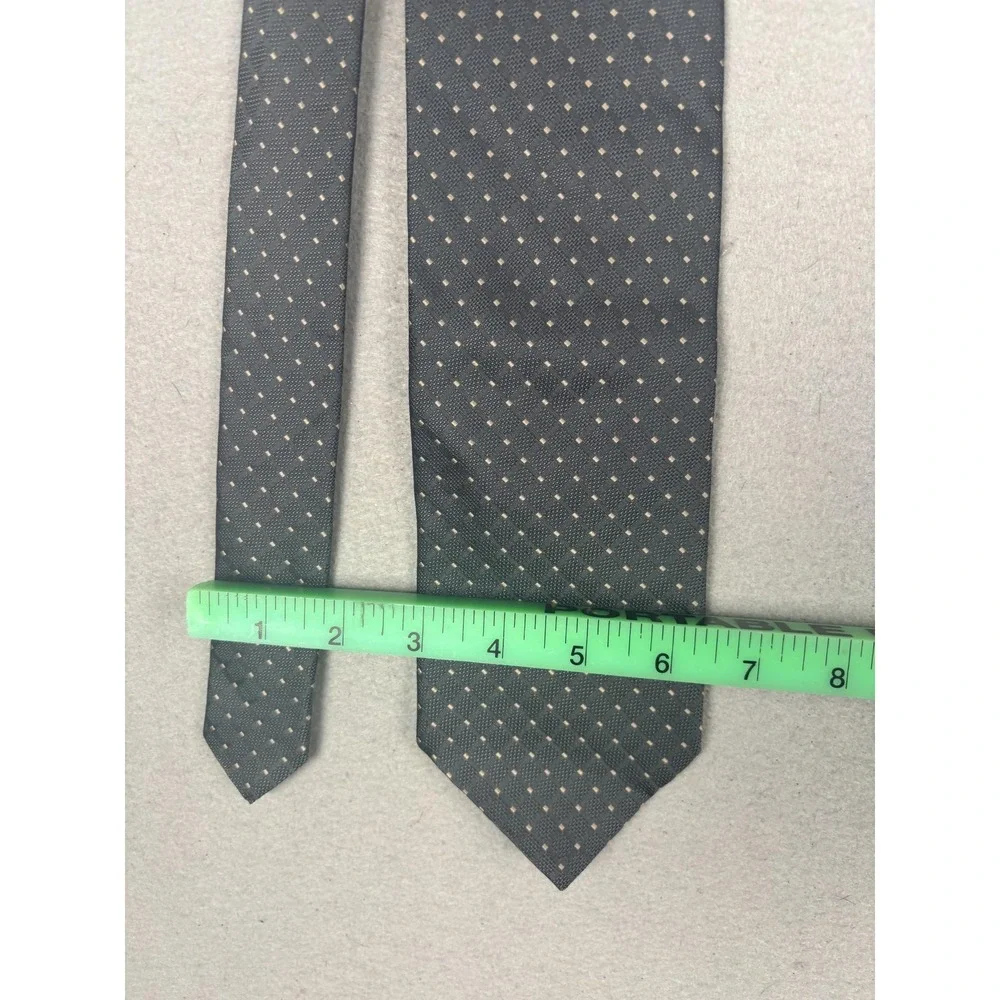 Hart Schaffner Marx brand hart